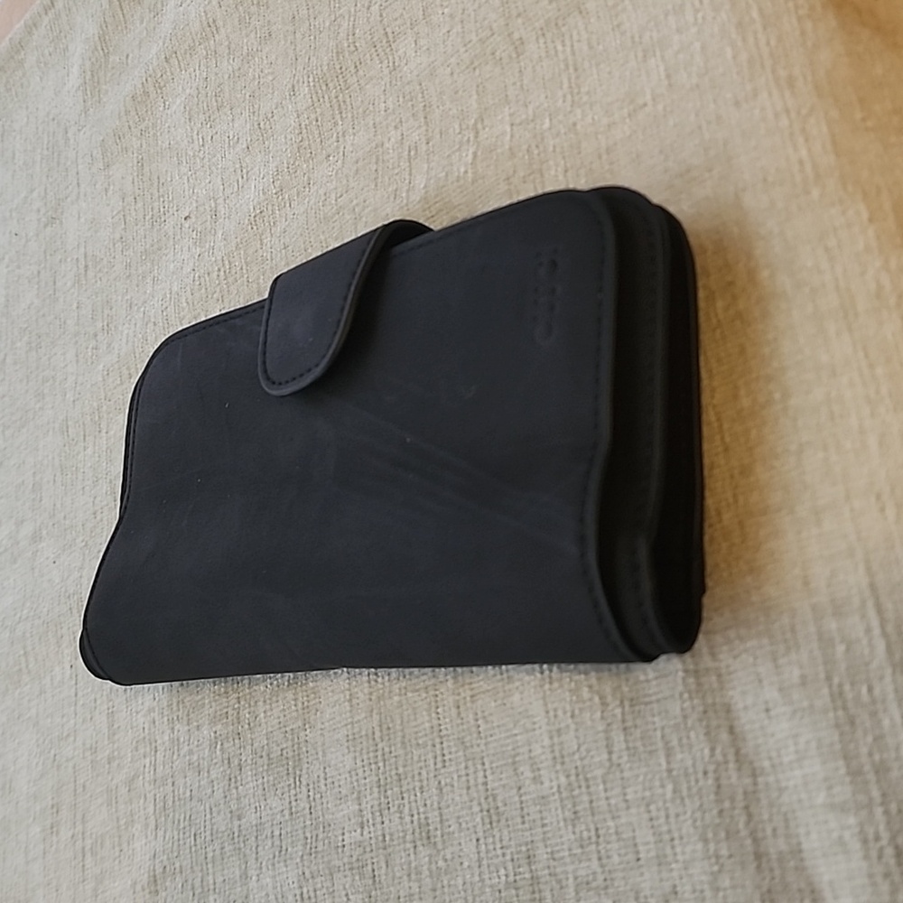GLUCI WALLET